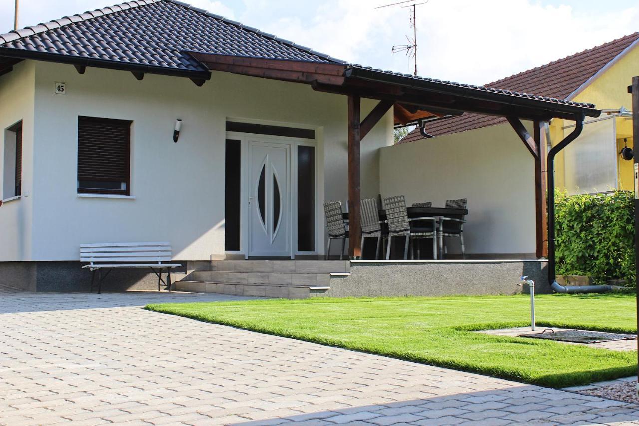 Tisza Dream Apartman Tiszakécske Extérieur photo